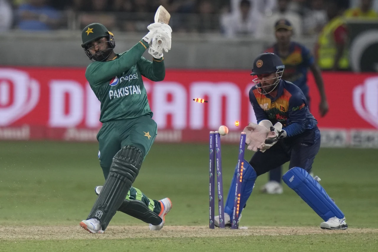 Pakistani Cricketer Asif Ali Retires From International Cricket before Asia Cup 2025