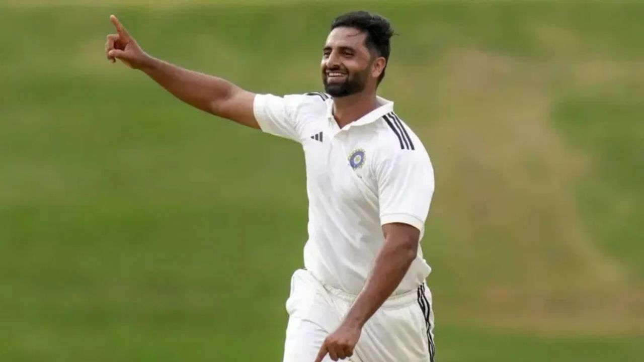 Auqib Dar Story