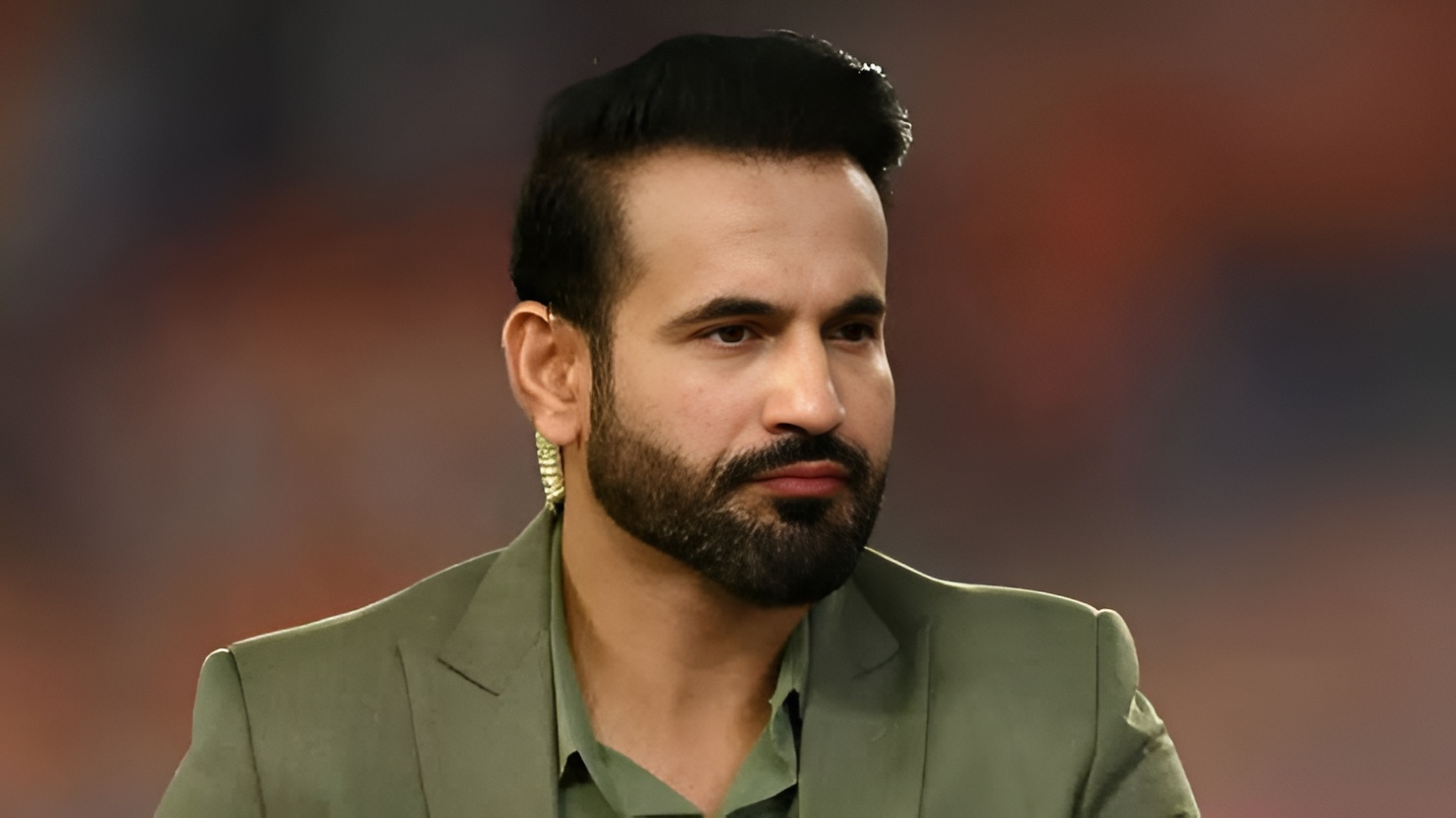 Irfan Pathan said badtameez insan to Shahid Afridi for commented on his caste identity