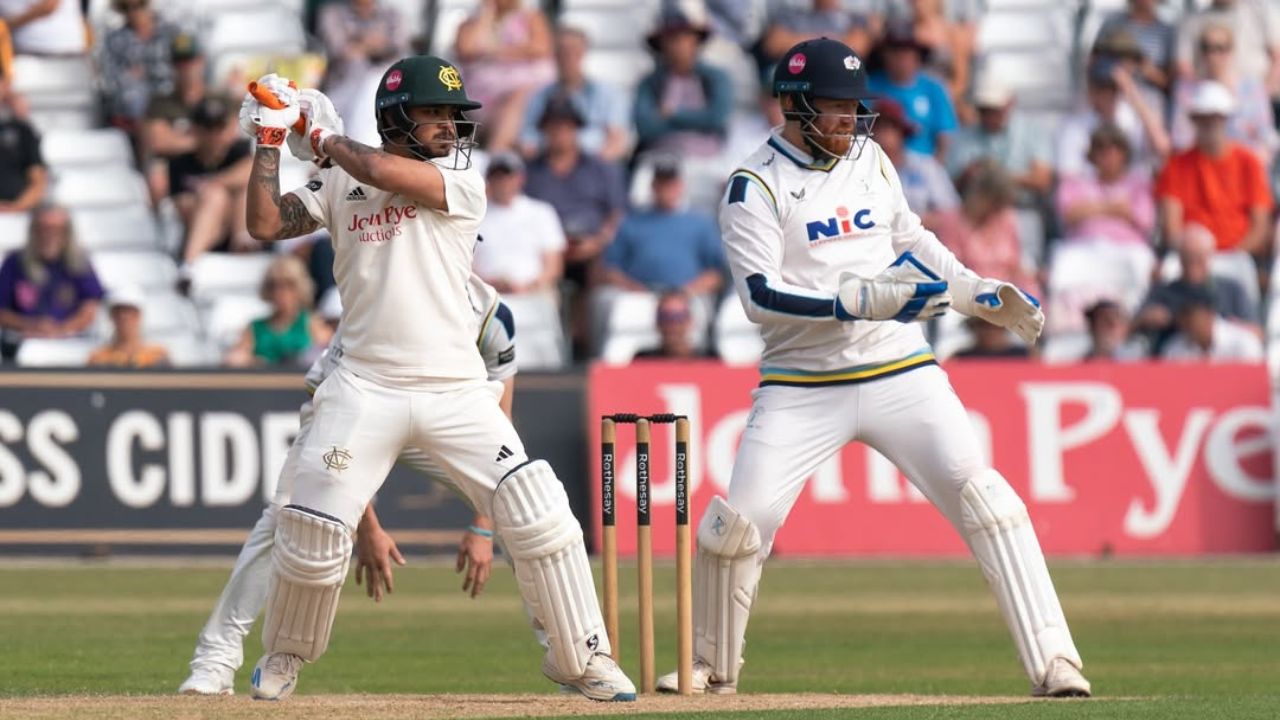 Before Asia Cup 2025 Ishan Kishan Ruled Out of Duleep Trophy East Zone captain Abhimanyu Easwaran Aashirwad Swain Replace