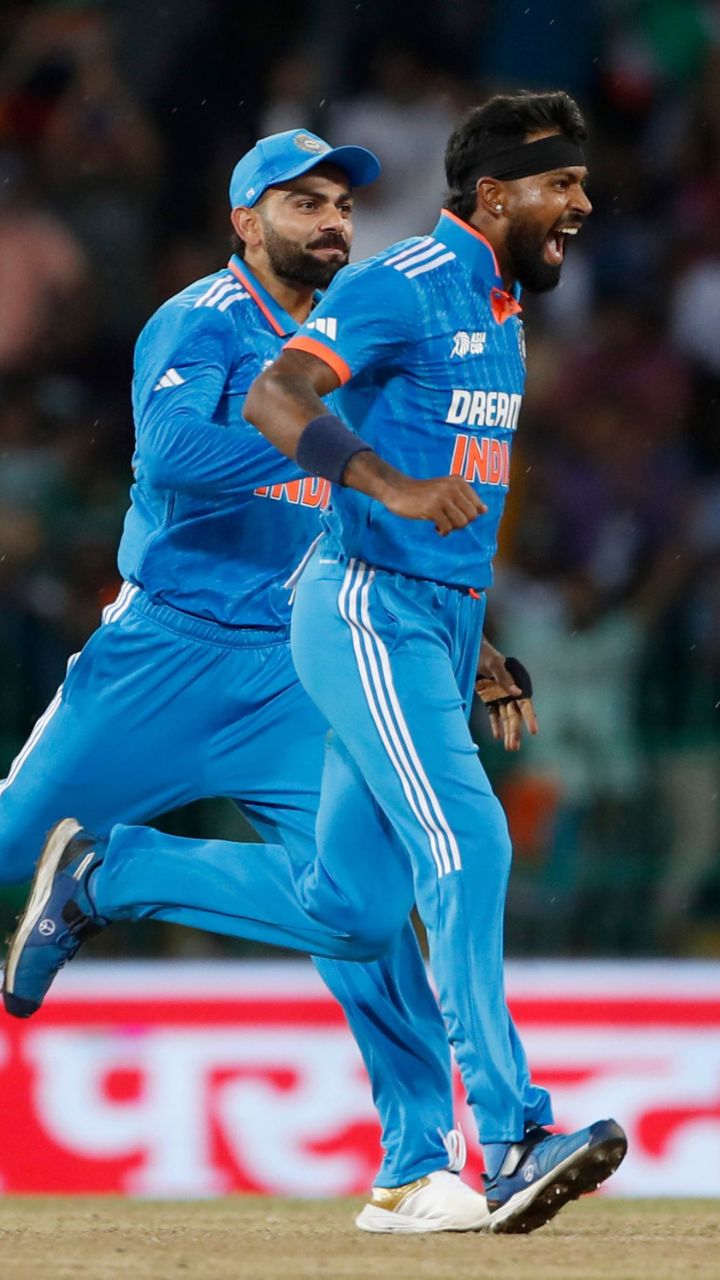Hardik Pandya and Virat Kohli