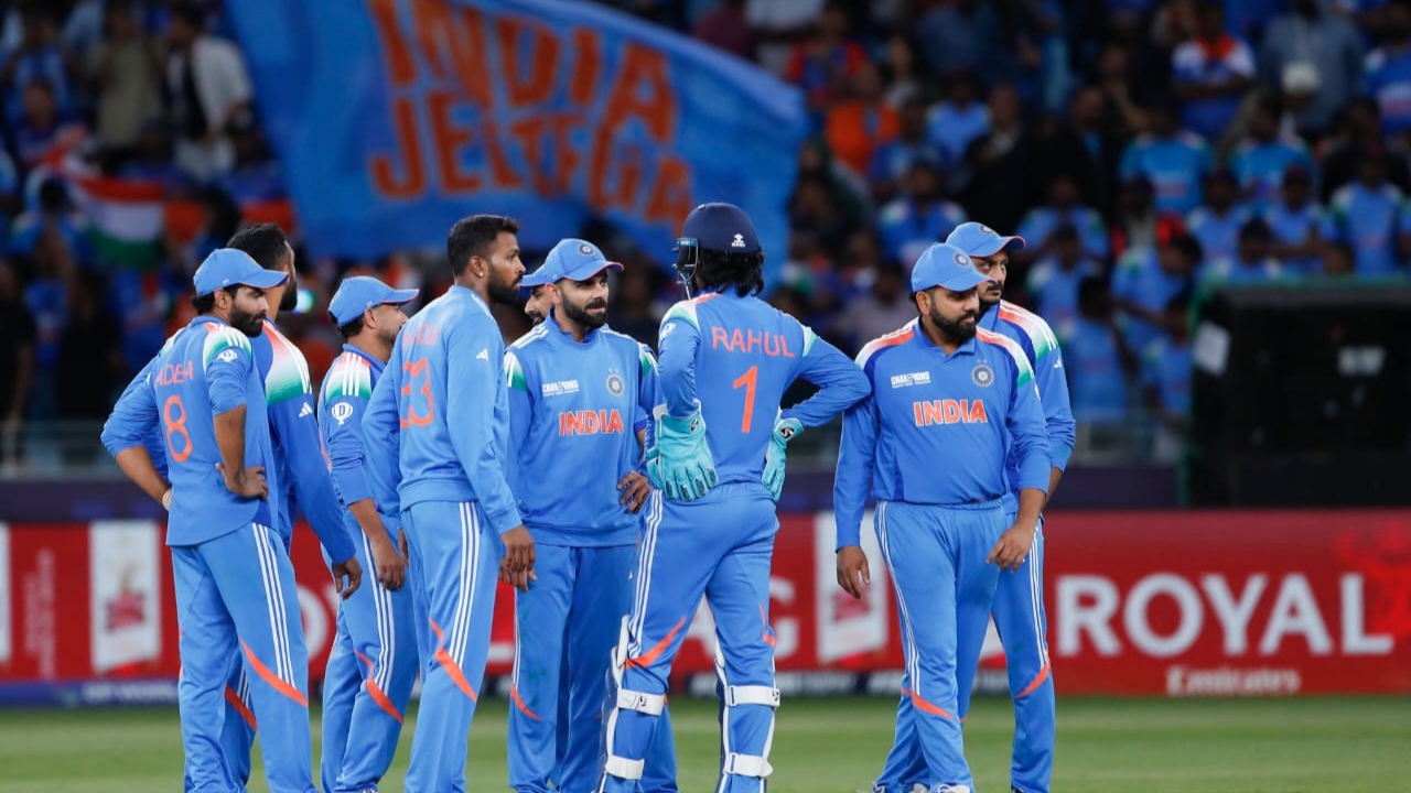 India Target 252 Runs Champions Trophy Final Michael Bracewell Rohit Sharma Ind Vs Nz Final