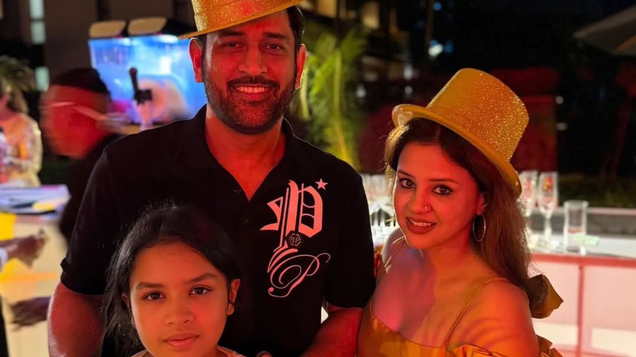 MS Dhoni And Sakshi