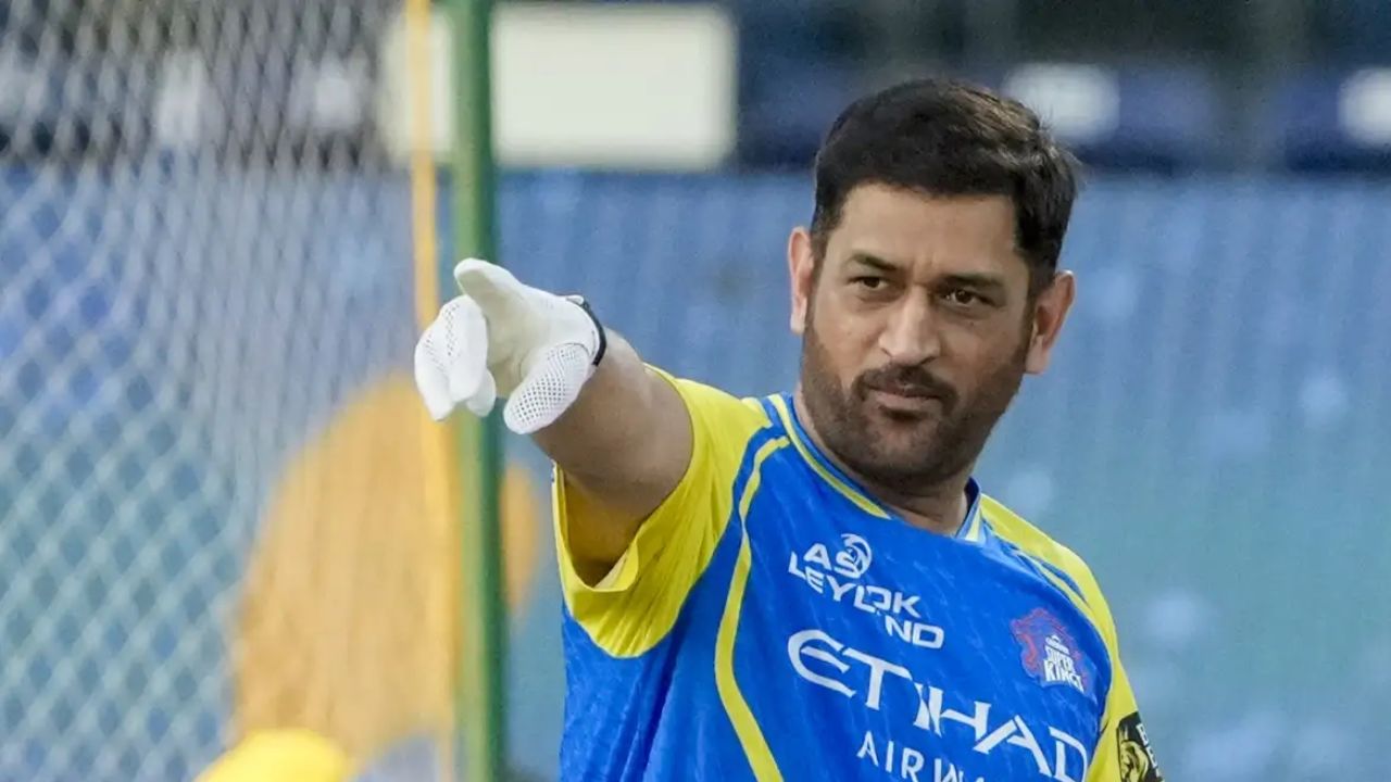 CSK vs KKR: MS Dhoni