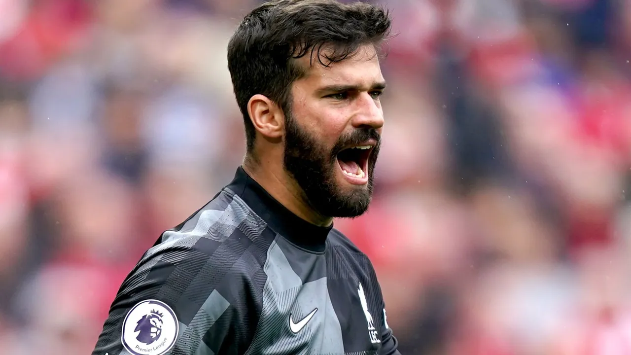 Alisson Becker Liverpool Goalkeeper