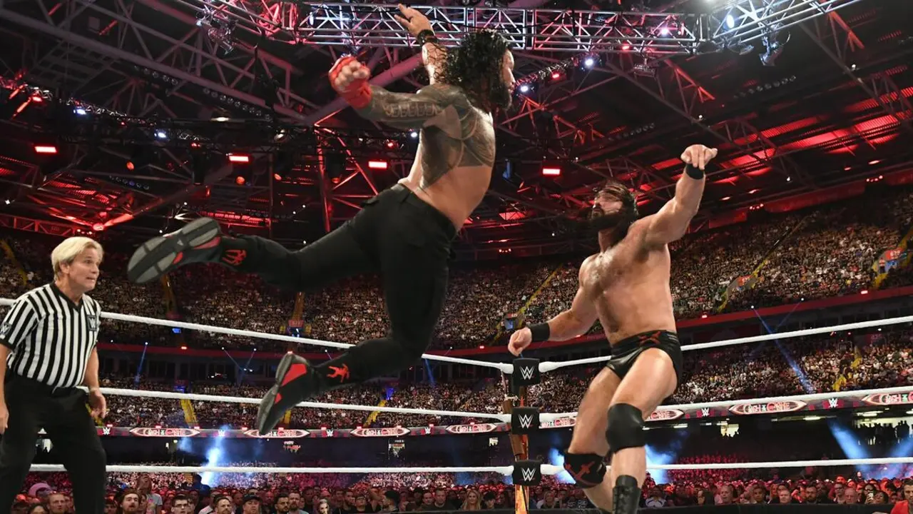 Clash At The Castle 2022 Roman Reigns Drew McIntyre