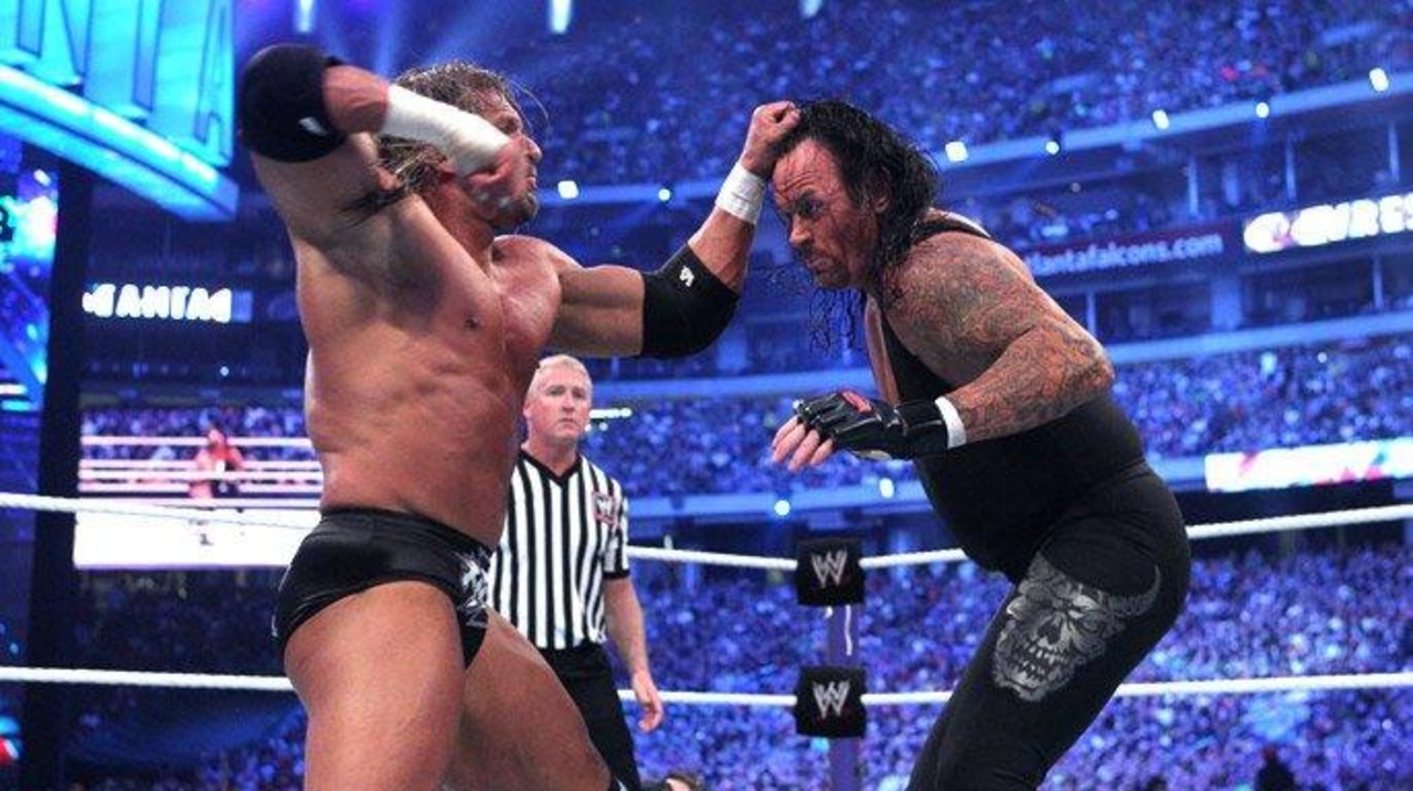 Triple H The Undertaker 1 
