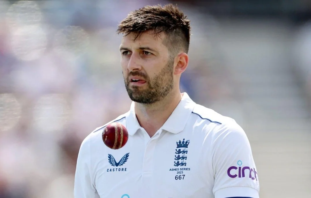 Mark Wood The Man For England With Bat 24 8 16 8 With Ball V0 Huqhu8dzbyab1