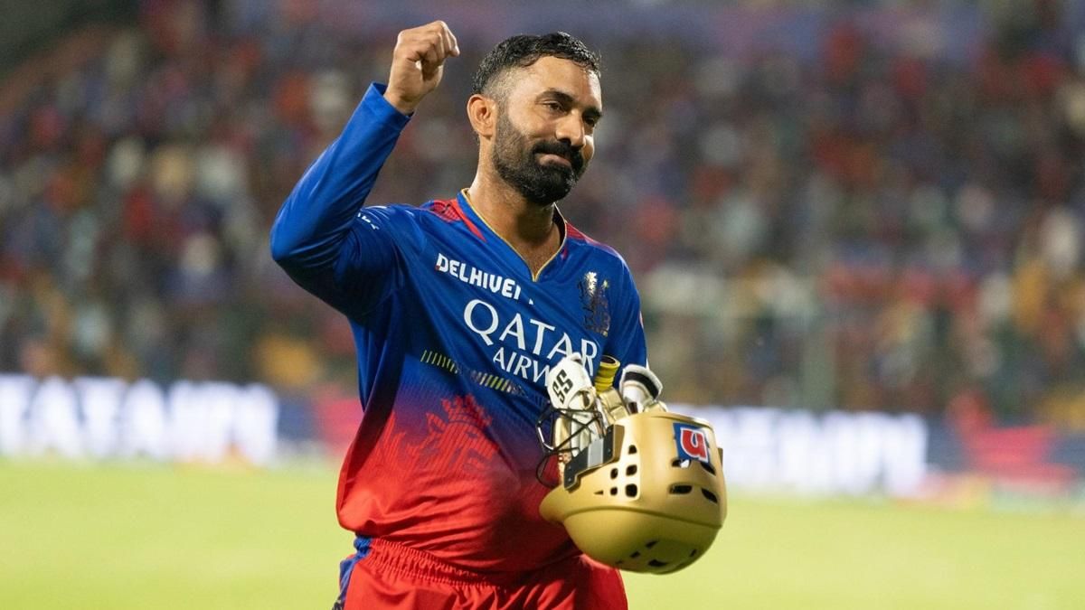 Dinesh Karthik Height