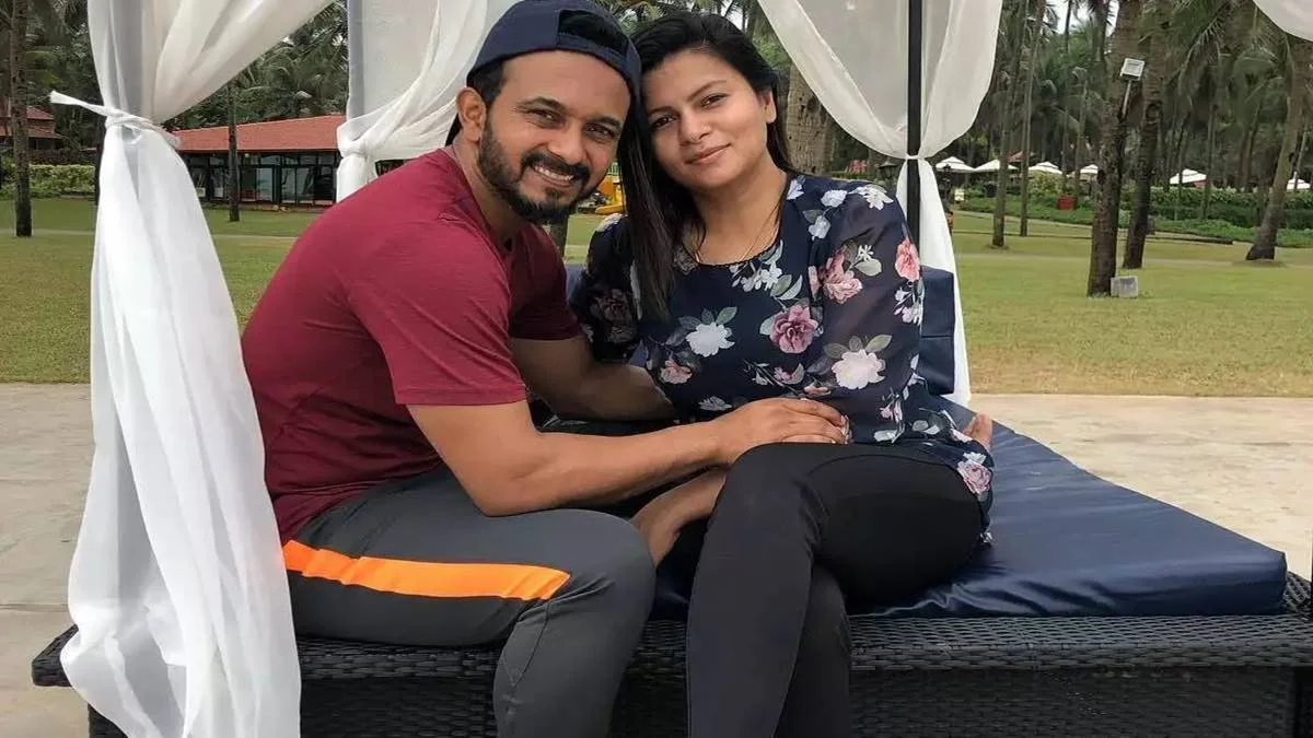 Kedar Jadhav Wife