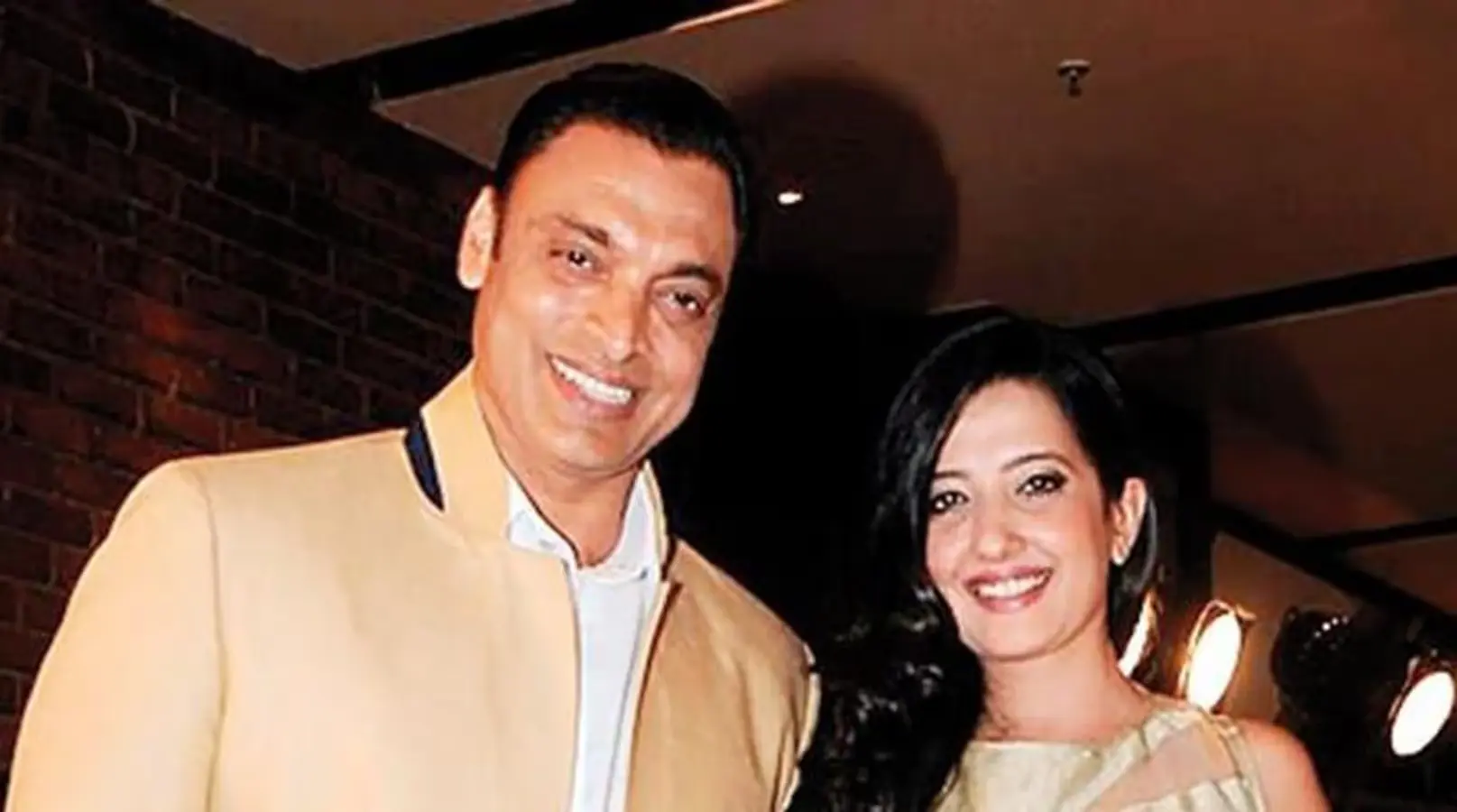 Shoaib Akhtar Wife