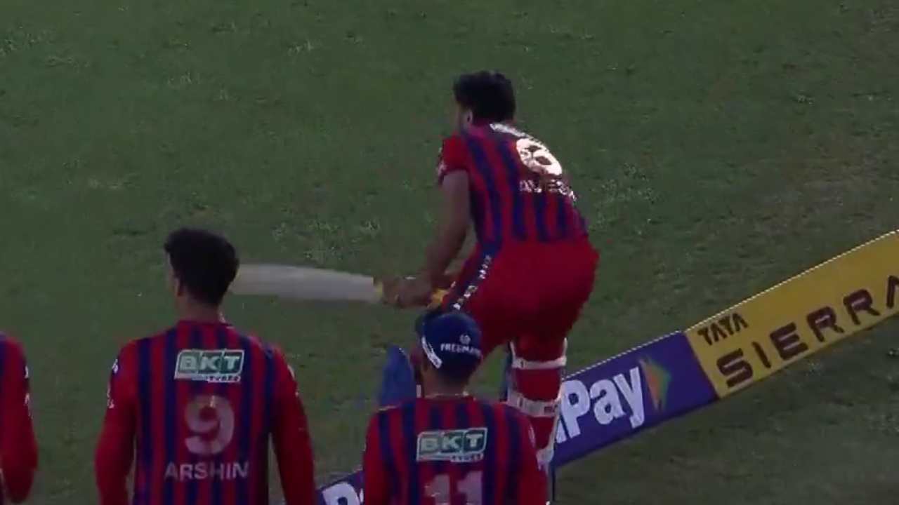 Sunrisers Hyderabad raise concerns after Avesh Khan’s bat deflection