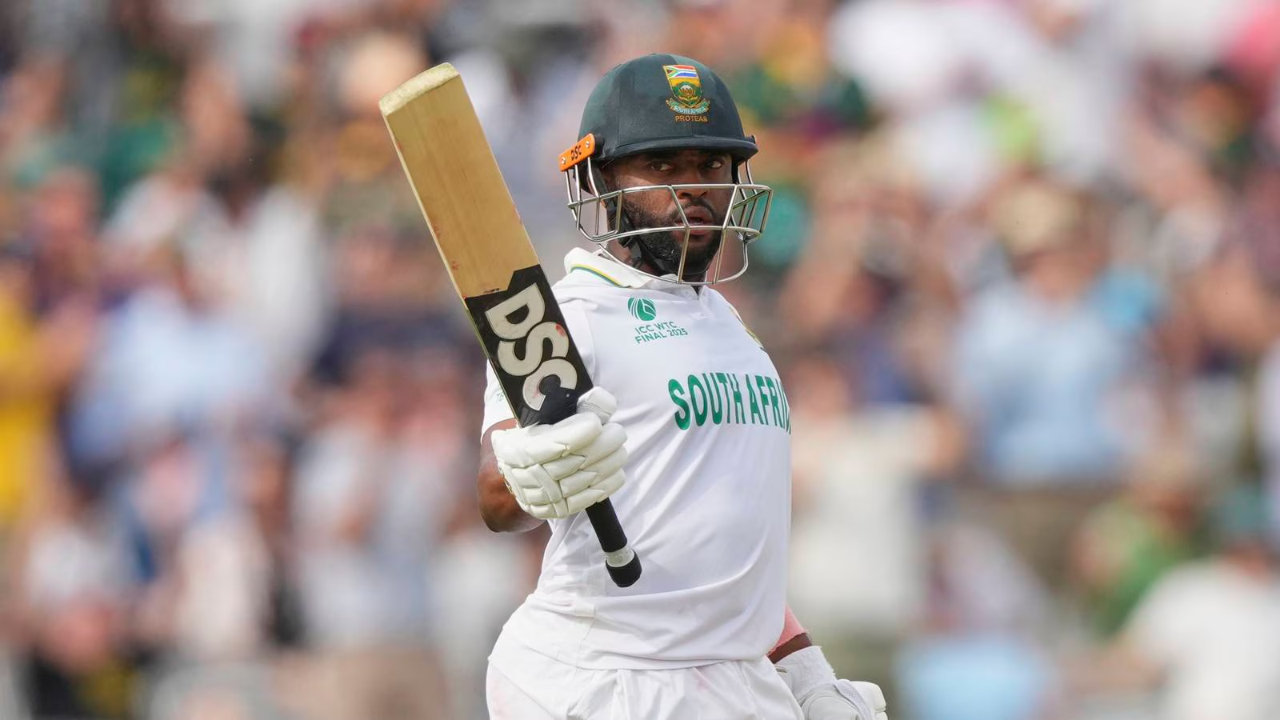 Temba Bavuma height in ft - Shortest Cricketer