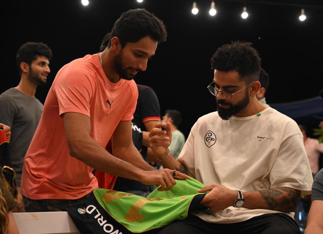Virat Kohli Childhood Coach, Education, Autograph Photo & Price